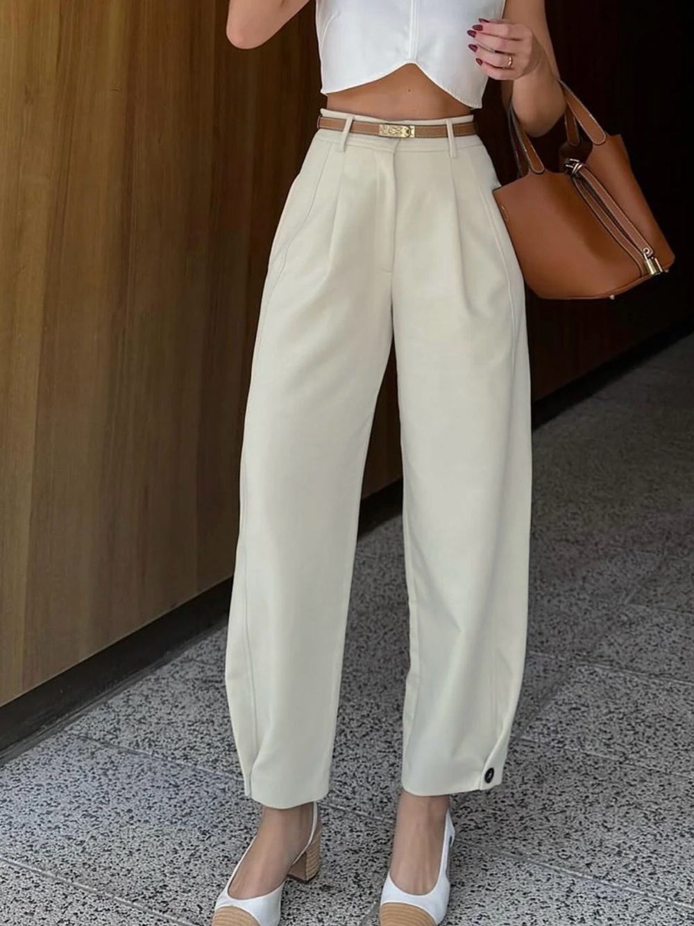Commense | Pleated Cropped Pants| Size L
